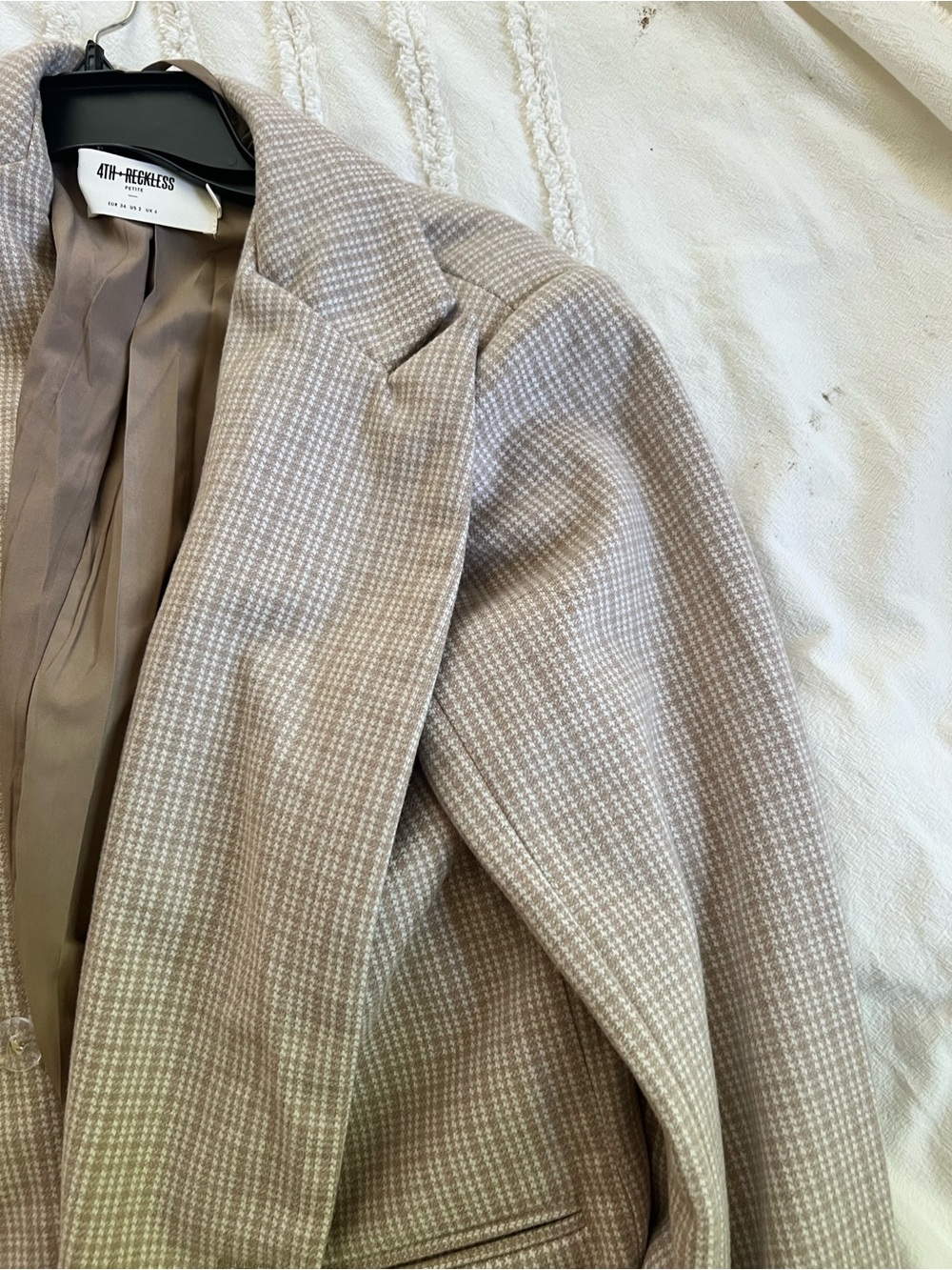 Light Taupe Houndstooth Blazer